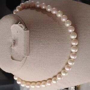 Pink & cream faux pearls necklace
